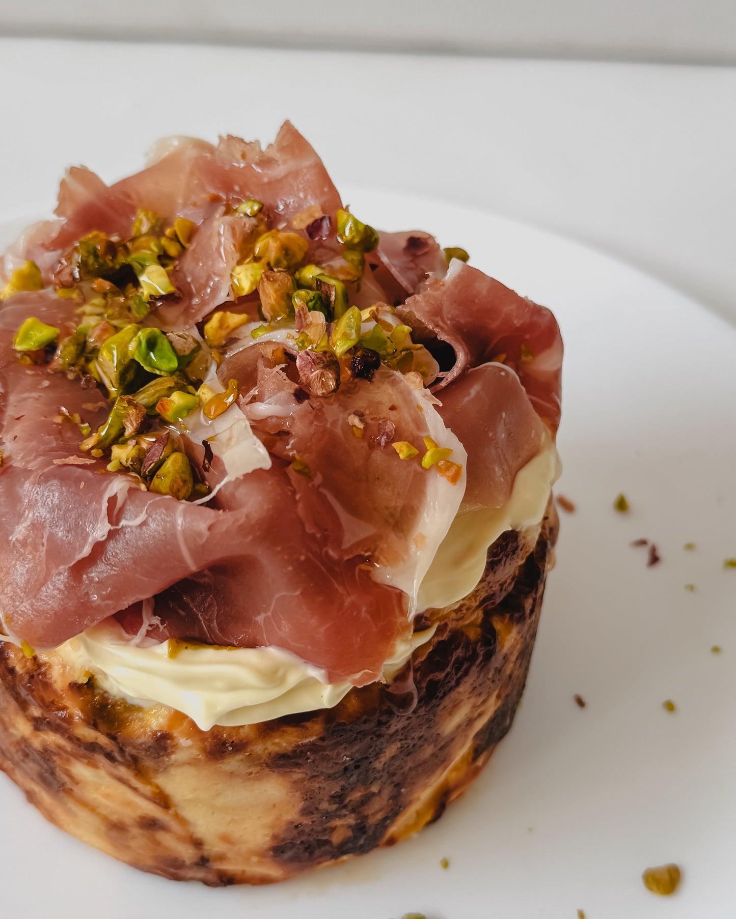PISTACHIO PROSCIUTTO BASQUE CHEESECAKE